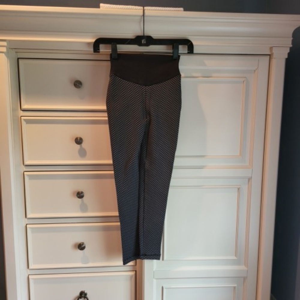 Booty Scrunch Leggings Size Small